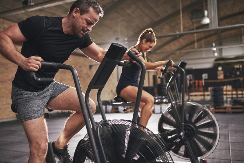Hvis du gjør øvelsene riktig, vil du i stedet for muskler og bli kvitt overflødig vekt bli skadet og bortkastet tid brukt
